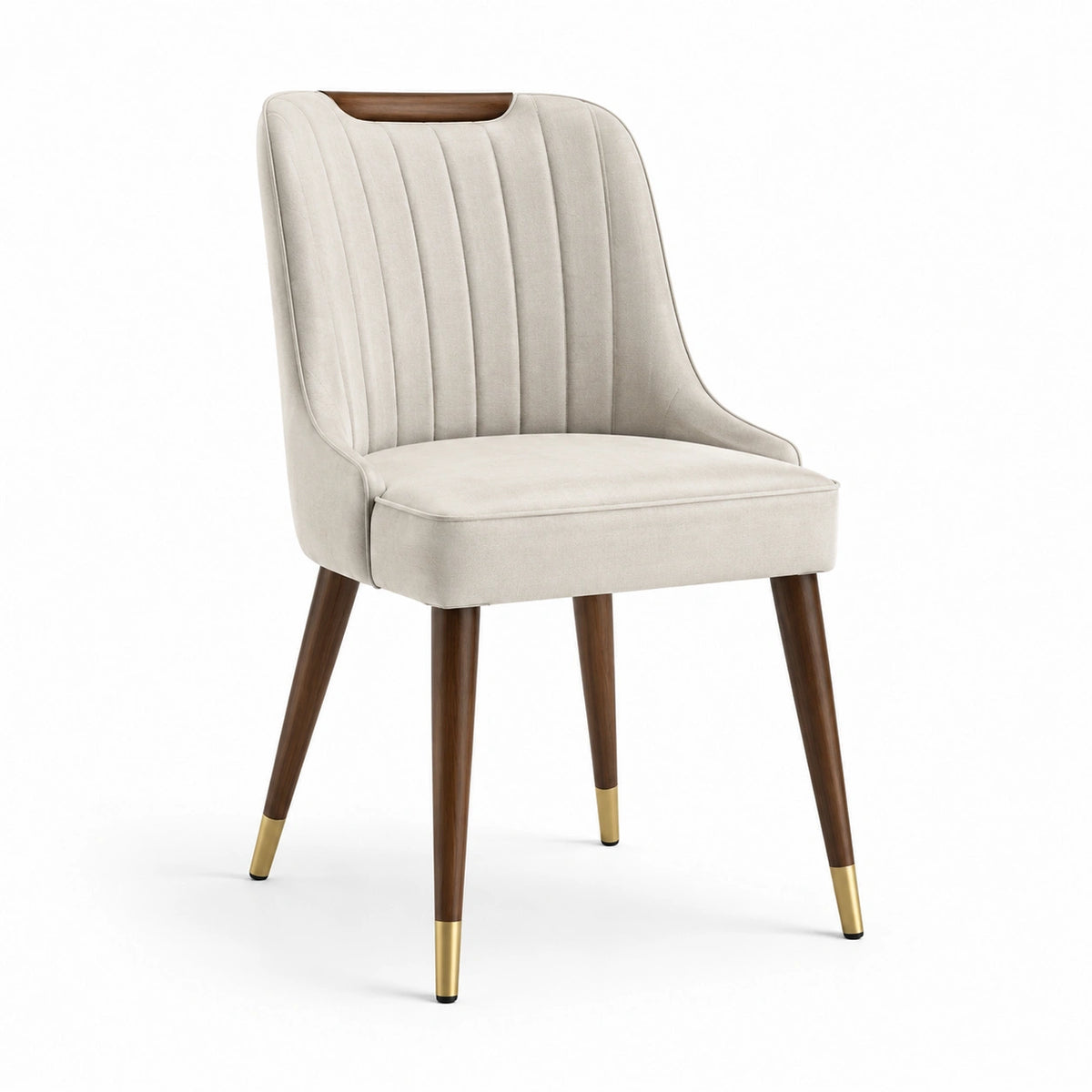 Silla de comedor de terciopelo beige con patas de madera y detalles dorados